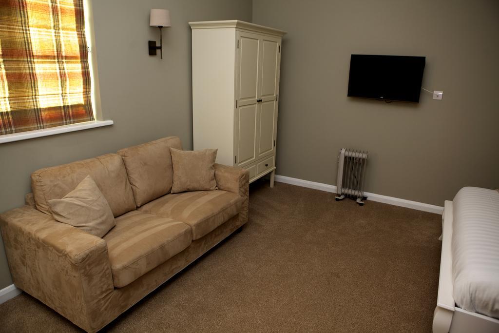 The Bull Inn Lodges Tenterden Zimmer foto